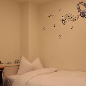 Single Room Private Bathroom